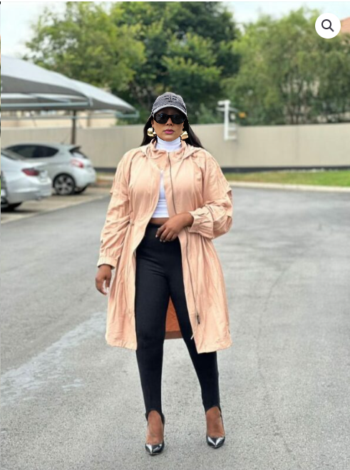 Lightweight Trench Coat for Spring and Autumn, High-Quality Fabric