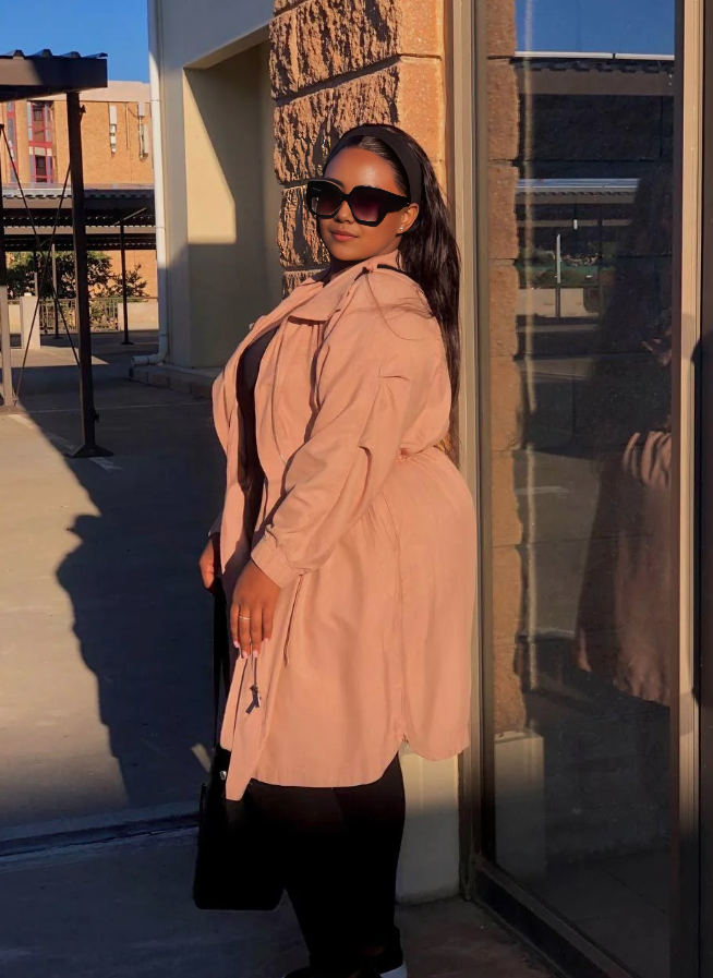 Lightweight Trench Coat for Spring and Autumn, High-Quality Fabric