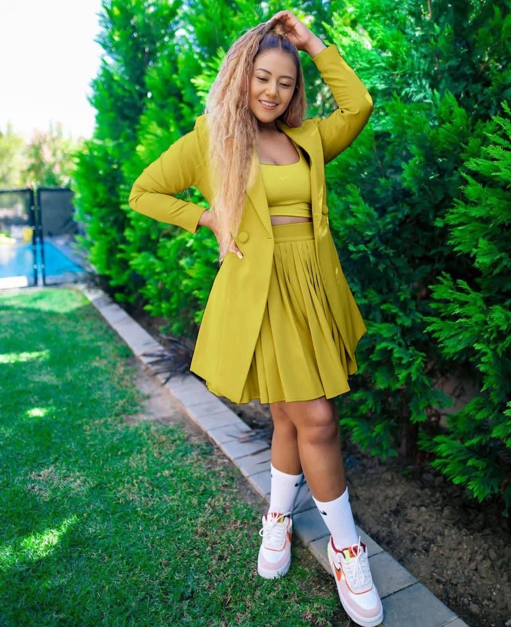 Green-yellow blazer and pleated skirt twin set with crop top