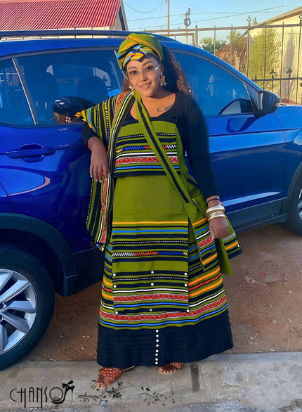 African Maxi Skirt Set, geometrisches Muster, Grün mit bunten Streifen, ärmellos
