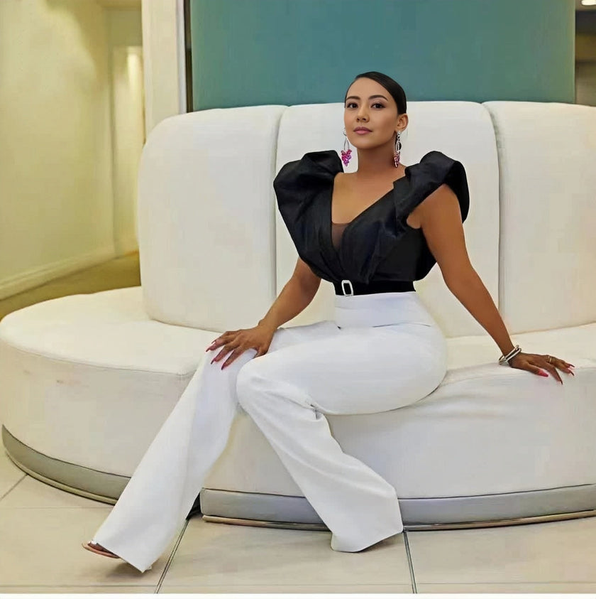 Ruffled Sleeve Fitted Bodice Top