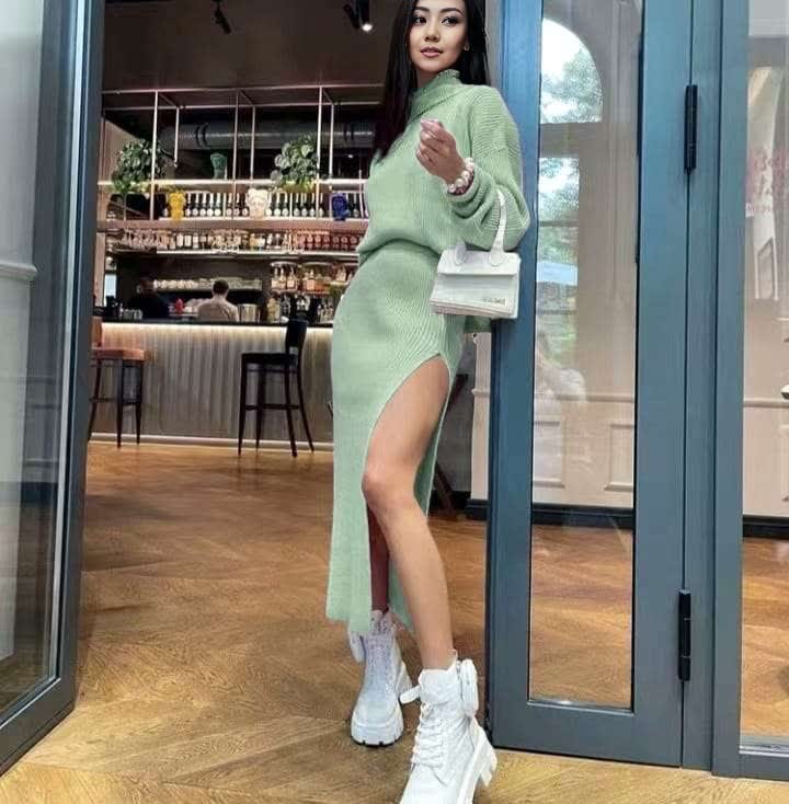 Mint-green bodycon knit midi dress with long sleeves and side slit