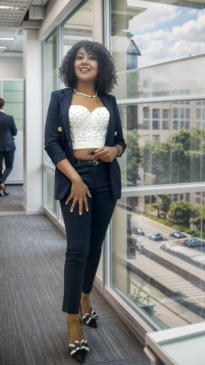 Women's High-Waisted Slim Fit Pants with Belt for Elegance